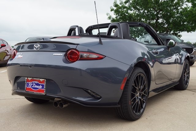 New 2020 Mazda Miata Club RWD 2D Convertible