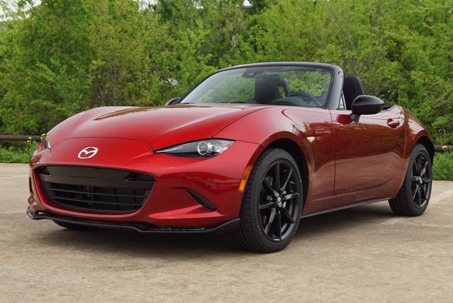 New 2020 Mazda Miata Club RWD 2D Convertible